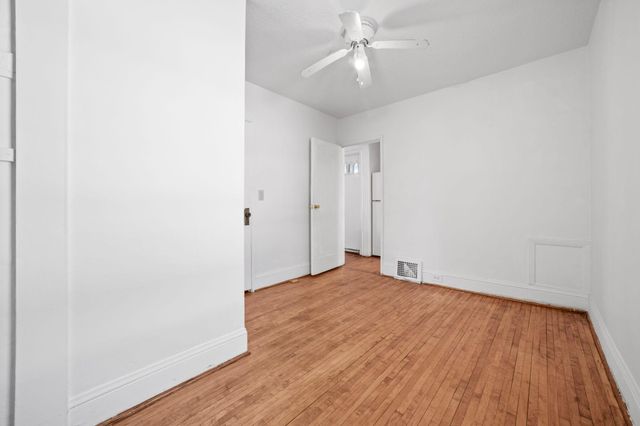 3736 18th Avenue S, Minneapolis, MN 55407