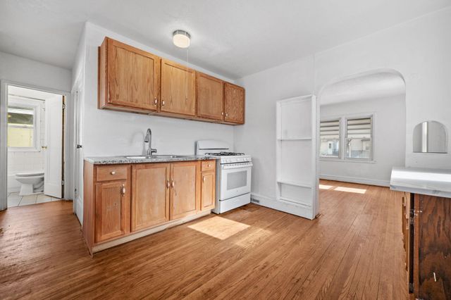 3736 18th Avenue S, Minneapolis, MN 55407