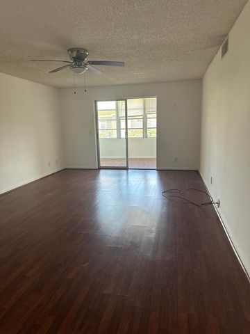 2615 NE 3RD Court 4120, Boynton Beach, FL 33435