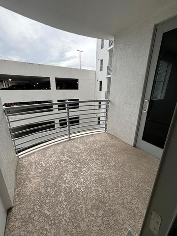 1830 Radius Dr 604, Hollywood, FL 33020