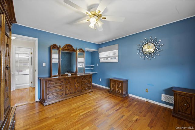 26 Bowden Drive, Huntington Station, NY 11746