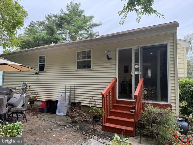 310 FRONT ST, Cape May Court House, NJ 08210