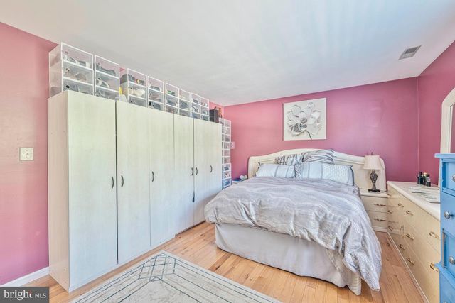 310 FRONT ST, Cape May Court House, NJ 08210