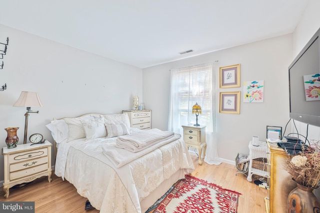 310 FRONT ST, Cape May Court House, NJ 08210