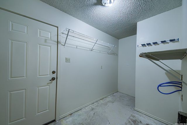 4627 BARHILL ST, San Antonio, TX 78217