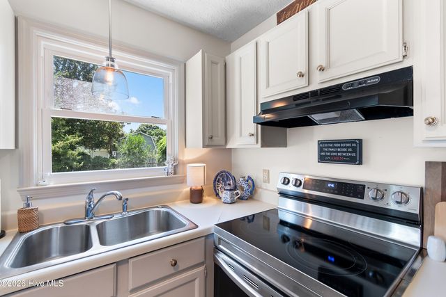 113 Bellowing Doe Road, Hampstead, NC 28443