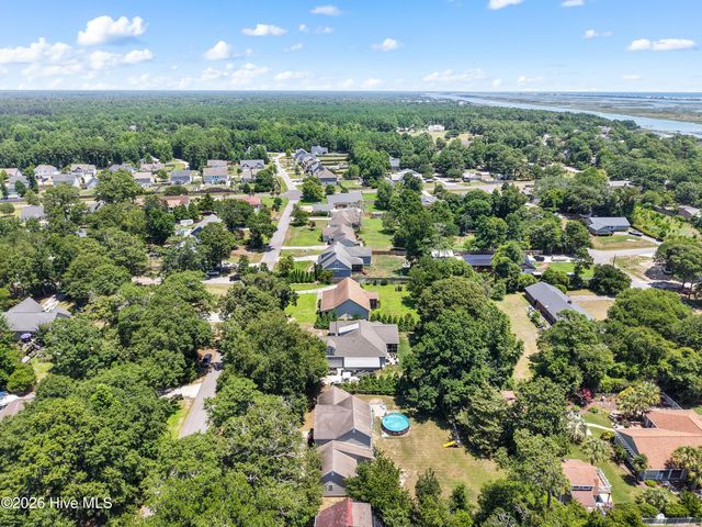 113 Bellowing Doe Road, Hampstead, NC 28443