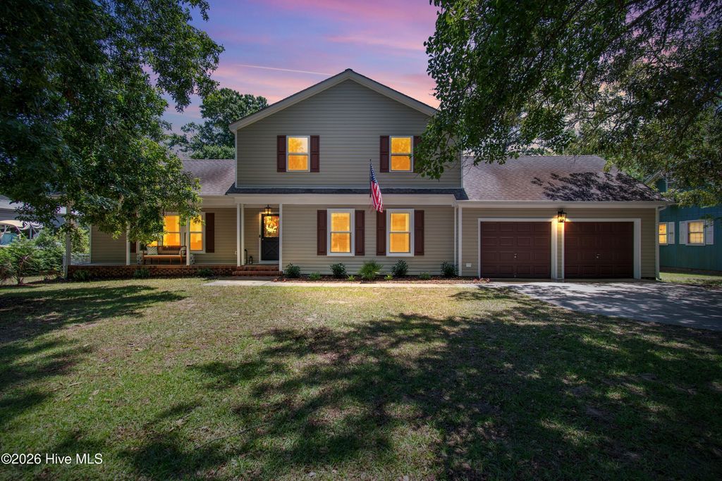 113 Bellowing Doe Road, Hampstead, NC 28443