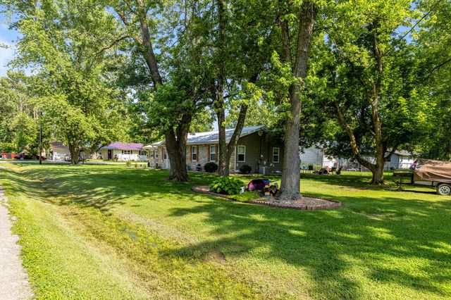 720 East Burford Street, Marshfield, MO 65706
