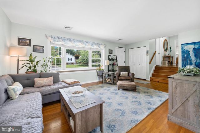 802 BROADFIELD DR, Newark, DE 19713
