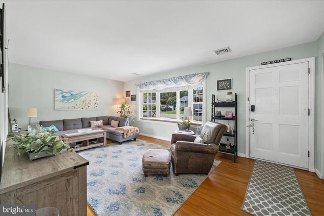 802 BROADFIELD DR, Newark, DE 19713