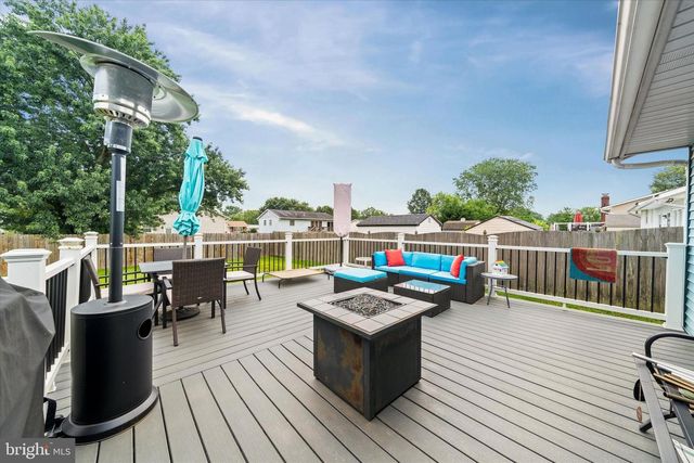 802 BROADFIELD DR, Newark, DE 19713