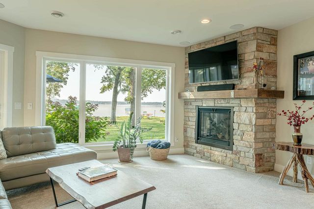 2229 Williams Point Drive, Stoughton, WI 53589
