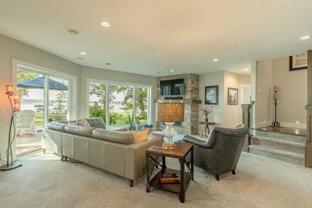 2229 Williams Point Drive, Stoughton, WI 53589