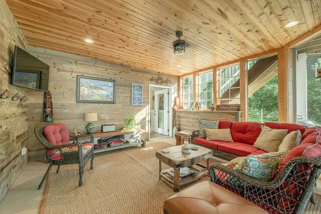 2229 Williams Point Drive, Stoughton, WI 53589