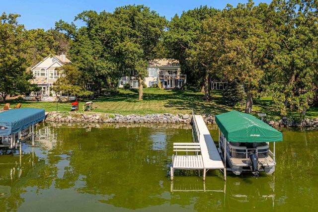 2229 Williams Point Drive, Stoughton, WI 53589