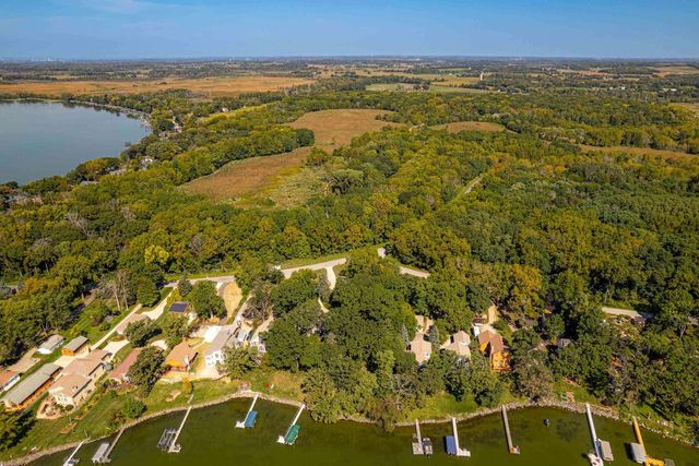 2229 Williams Point Drive, Stoughton, WI 53589