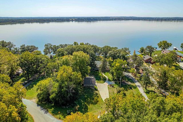 2229 Williams Point Drive, Stoughton, WI 53589