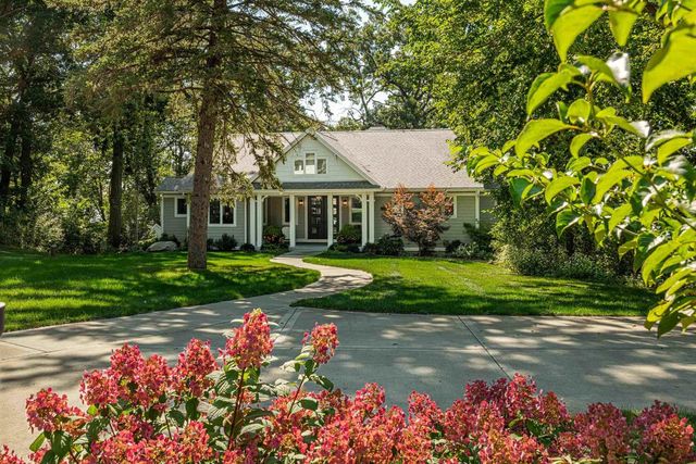 2229 Williams Point Drive, Stoughton, WI 53589