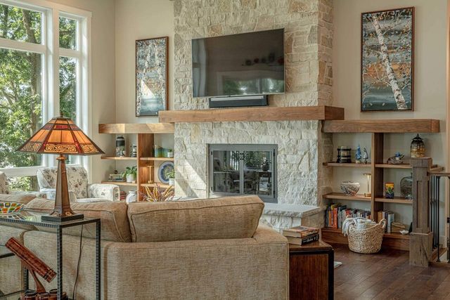 2229 Williams Point Drive, Stoughton, WI 53589