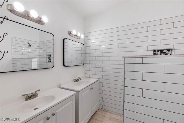 3275 Cottage Grove AVE, Naples, FL 34112