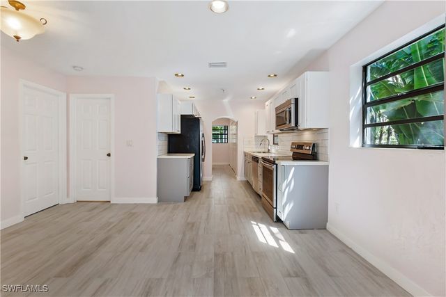 3275 Cottage Grove AVE, Naples, FL 34112