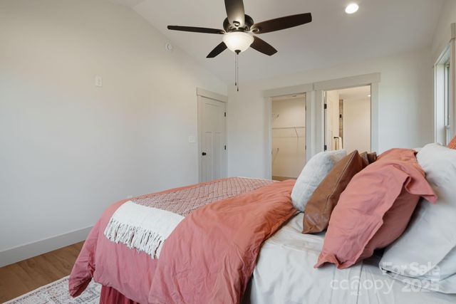 738 Jupiter Road, Weaverville, NC 28787