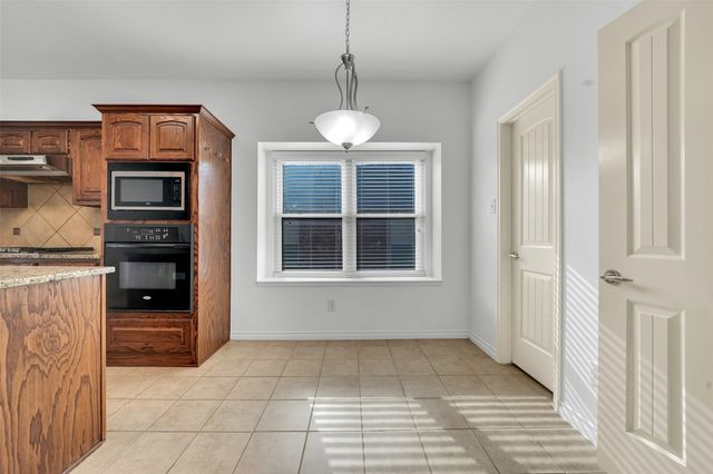 3305 Silver Springs Way, Rowlett, TX 75089