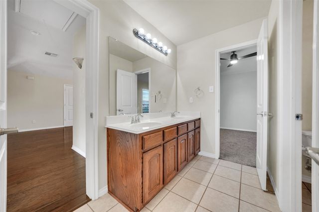 3305 Silver Springs Way, Rowlett, TX 75089