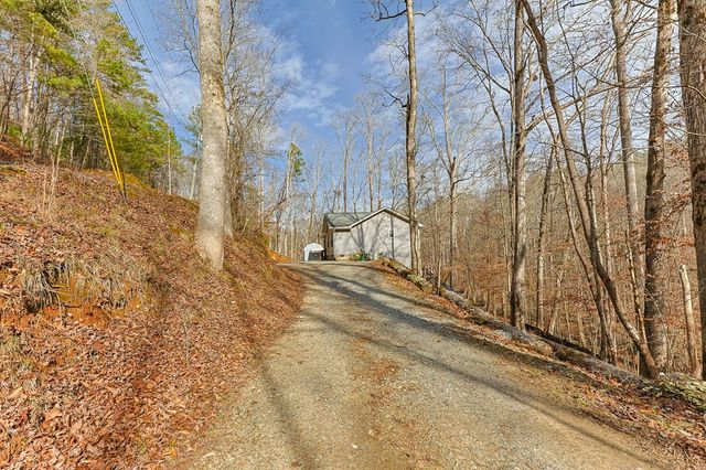 30 Chancel Circle, Ellijay, GA 30540