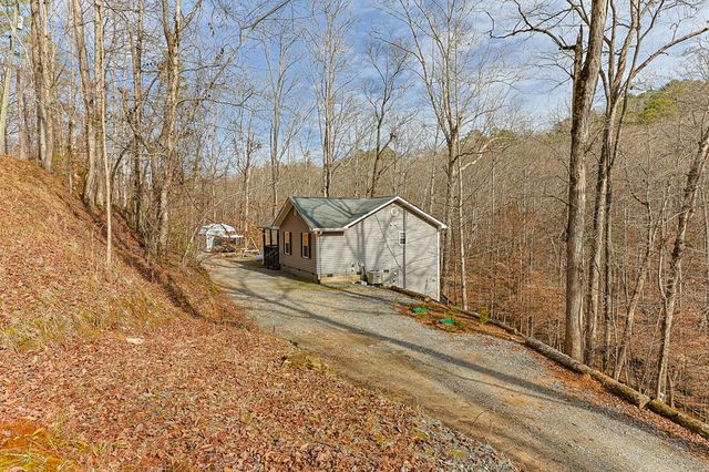 30 Chancel Circle, Ellijay, GA 30540