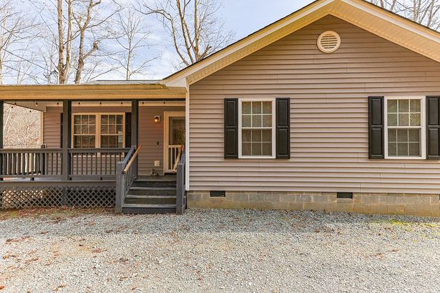 30 Chancel Circle, Ellijay, GA 30540