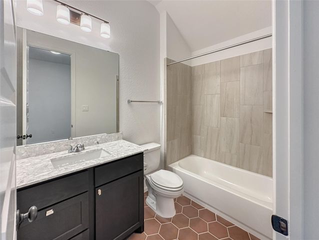 5603 Ash Valley Drive, Richmond, TX 77469