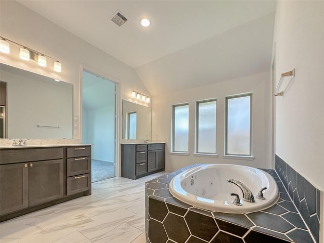 5603 Ash Valley Drive, Richmond, TX 77469