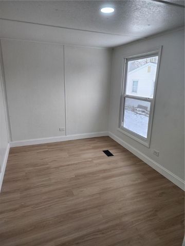 121 Beals Street, Canandaigua City, NY 14424