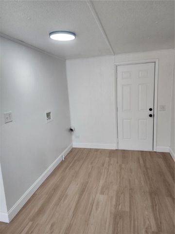 121 Beals Street, Canandaigua City, NY 14424