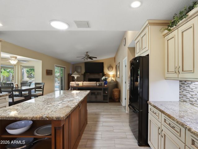 4516 E LUDLOW Drive, Phoenix, AZ 85032