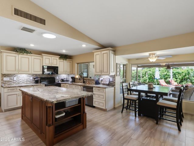 4516 E LUDLOW Drive, Phoenix, AZ 85032