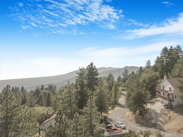 30134 Enchanted Way, Running Springs, CA 92382