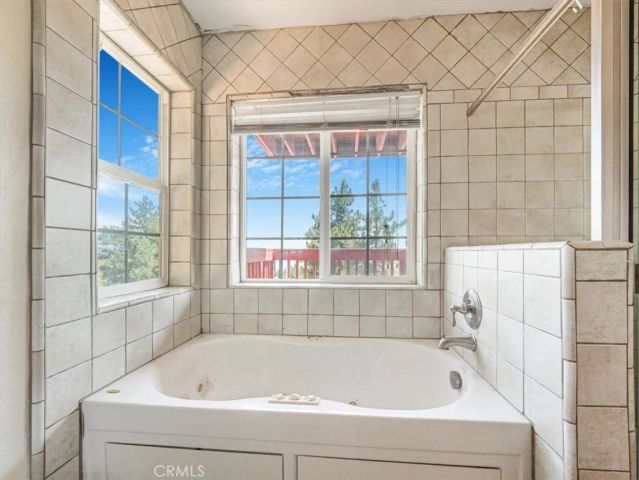 30134 Enchanted Way, Running Springs, CA 92382