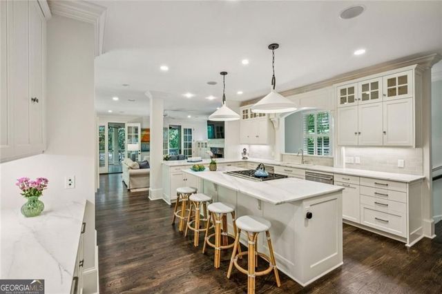 414 Brentwood Drive NE, Atlanta, GA 30305
