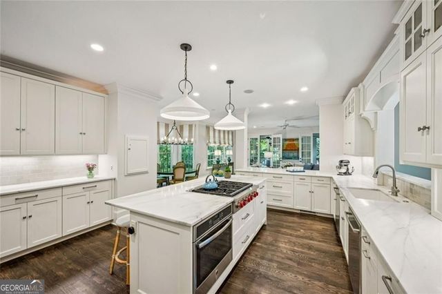 414 Brentwood Drive NE, Atlanta, GA 30305