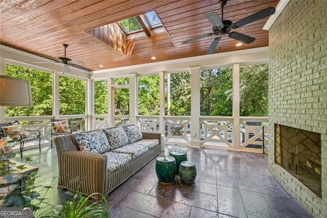 414 Brentwood Drive NE, Atlanta, GA 30305