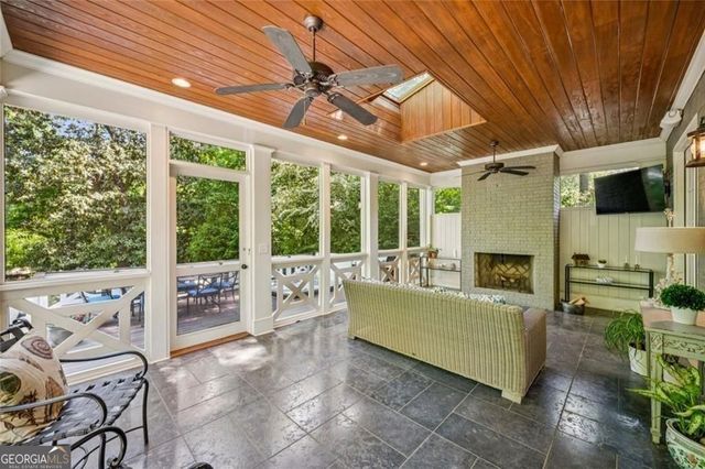 414 Brentwood Drive NE, Atlanta, GA 30305