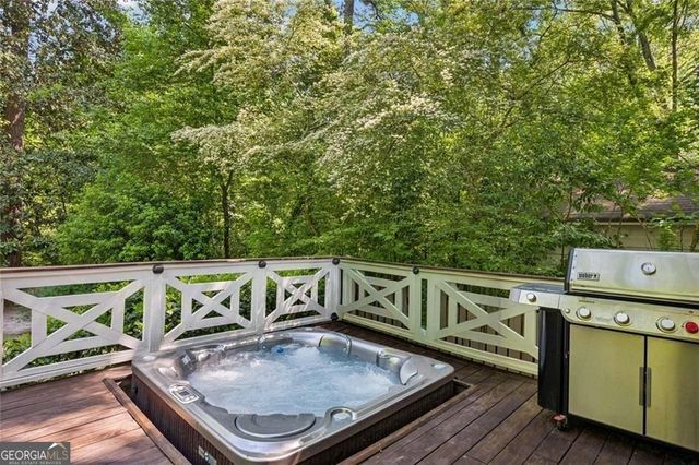 414 Brentwood Drive NE, Atlanta, GA 30305