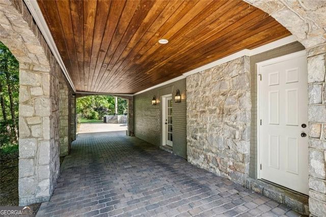 414 Brentwood Drive NE, Atlanta, GA 30305