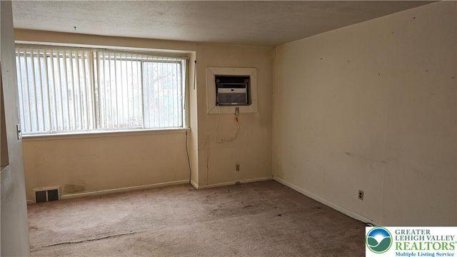 2335 4th Street, Wilson Boro, PA 18042