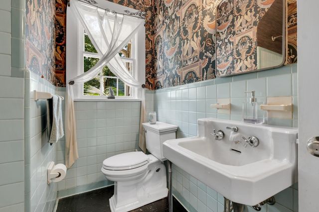 231 E 5Th Avenue, Tallahassee, FL 32303