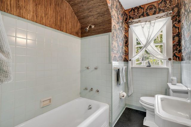 231 E 5Th Avenue, Tallahassee, FL 32303