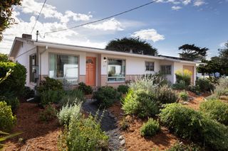 61 Companion Way, Pacific Grove, CA 93950